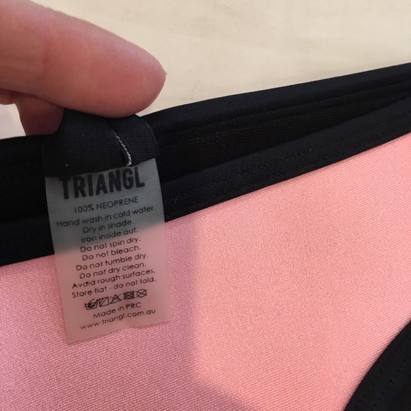 Triangl pink with black trim bikini bottom, size M - Picture 5 of 5